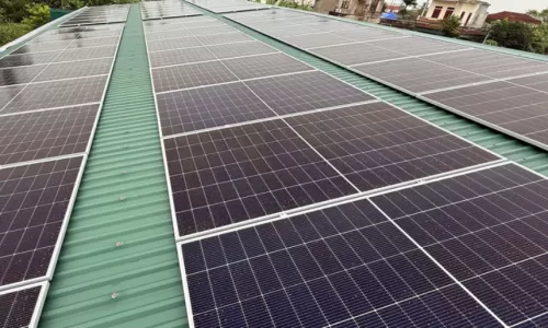 Bàn Giao Hệ Thống Điện Năng Lượng Mặt Trời 60kW Hòa Lưới Bám Tải 3 Pha cho Nhà Xưởng